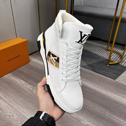 Louis Vuitton Trainer - 183465978