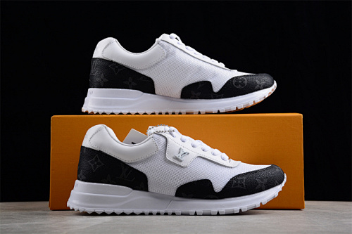 Louis Vuitton Trainer - 183042567