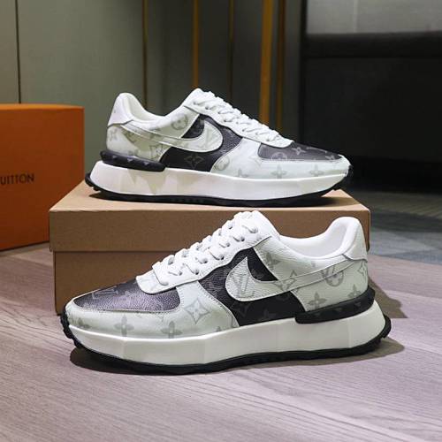 Louis Vuitton Trainer - 183359828