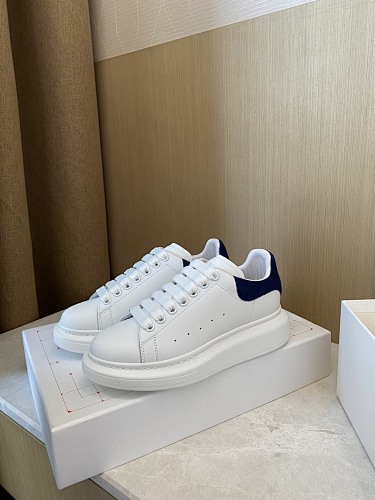Alexander McQueen - 193817511