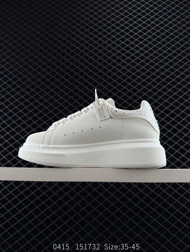 Alexander McQueen - 201150342