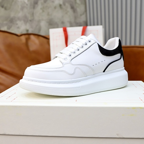 Alexander McQueen - 193817543