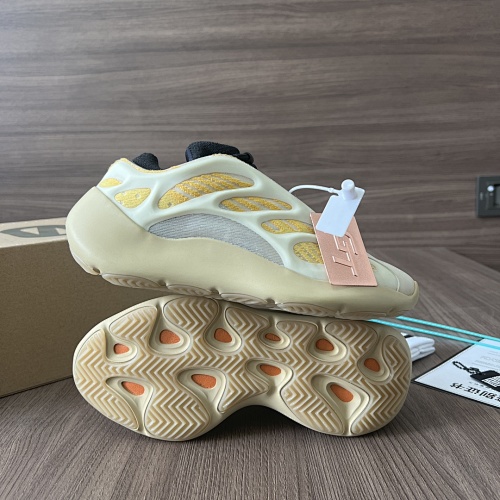adidas Yeezy 700 - 193814653