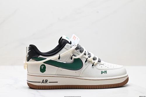 Footwear 241797184