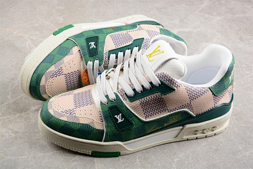 L V QUALITY - 183038761