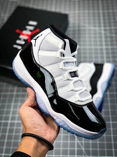 Air Jordan 11 - 184575380