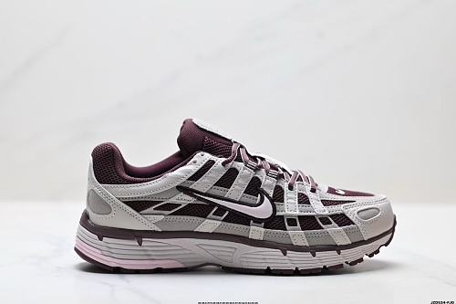 Footwear 242245038