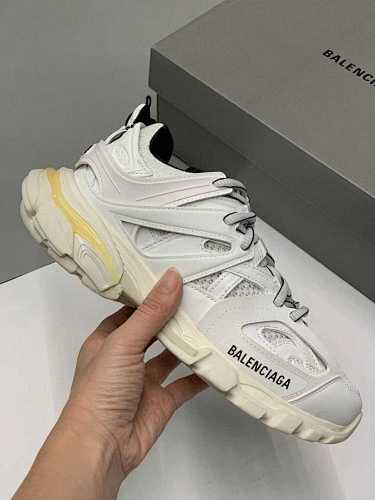 BALENCIAGA Sneakers - 183340019