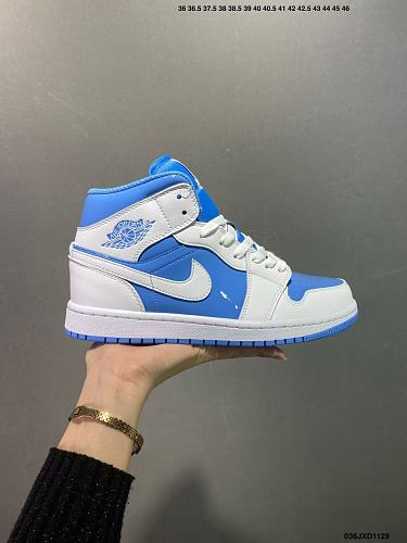 Footwear 242241446