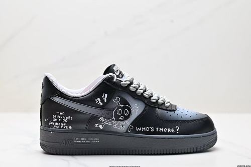 Footwear 241813351