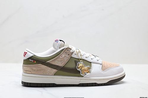 Footwear 241809365