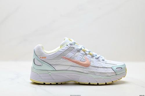 Footwear 242245080