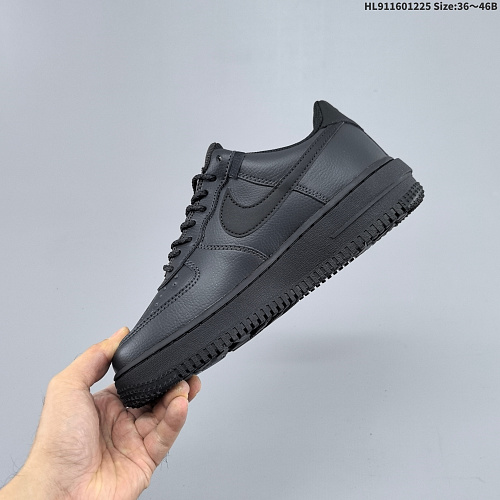 Footwear 244549118 photograph 5
