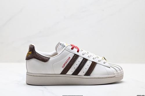 Footwear 242241928