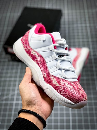 Air Jordan 11 - 184575351