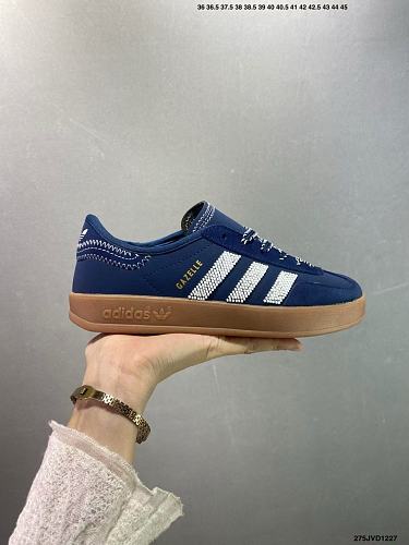 Footwear 242243312