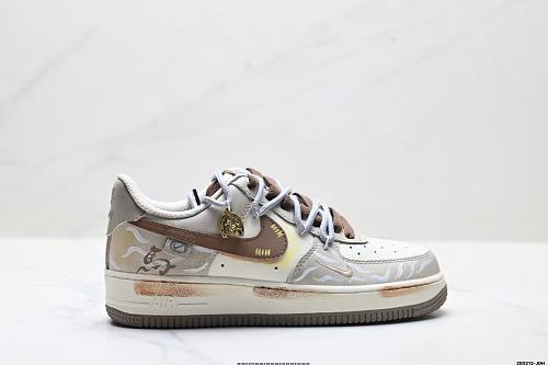 Footwear 241808183
