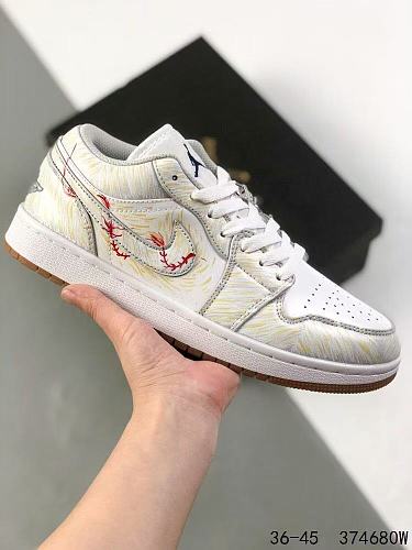 Footwear 242240830