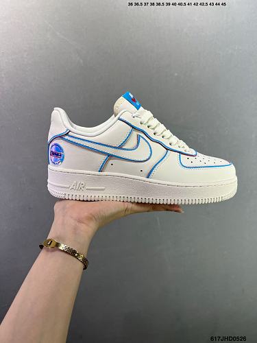 Footwear 241702938