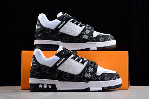 Louis Vuitton Trainer - 183043420