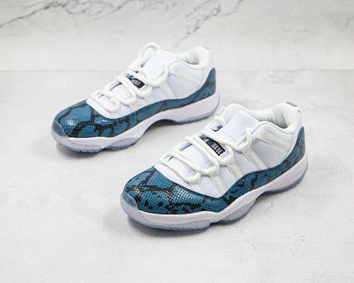 Air Jordan 11 - 184616040