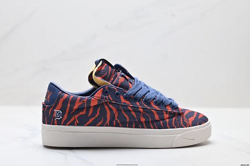 Footwear 241797698