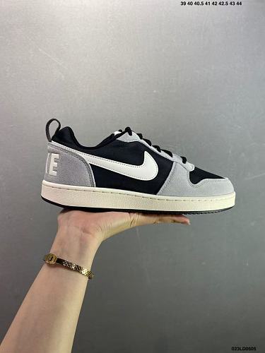 Footwear 241818367