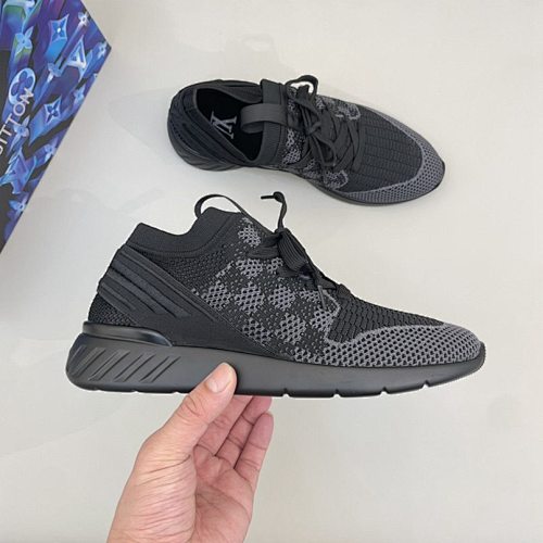 Louis Vuitton Trainer - 183358363