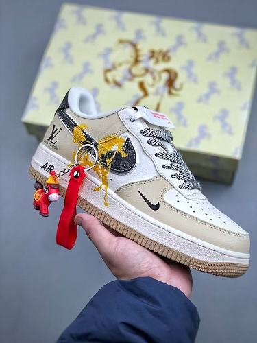Footwear 241808397