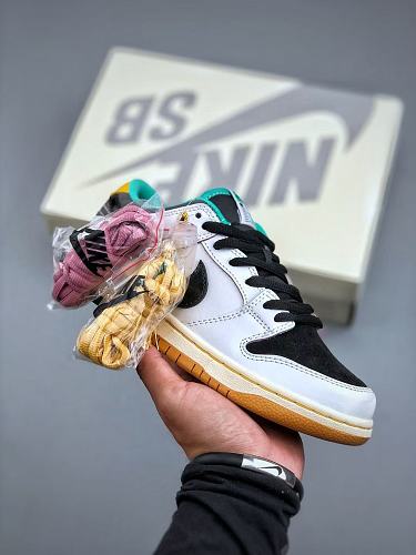 Footwear 241818305