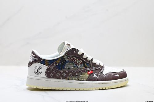 Footwear 242239256