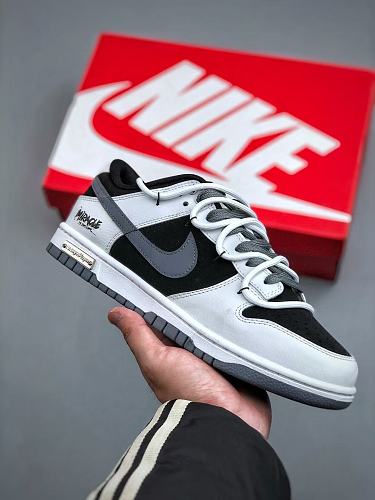 Footwear 241813456