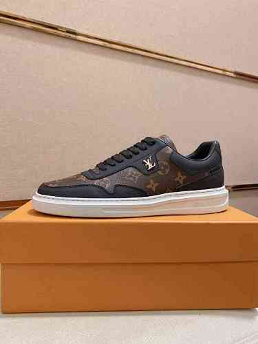 Louis Vuitton Trainer - 183351526