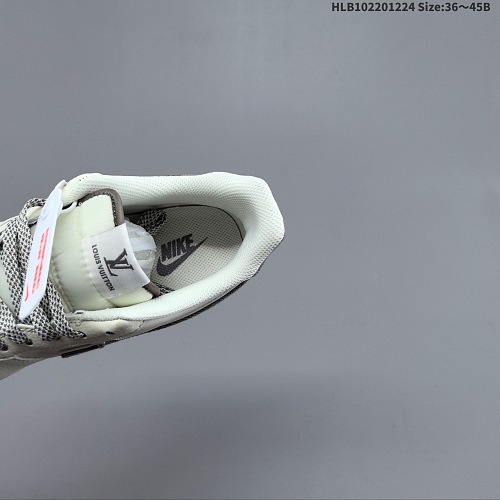 Footwear 244549137 photograph 3
