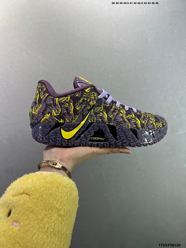 Footwear 242244726