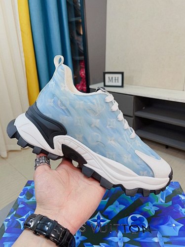 Louis Vuitton Trainer - 183354210