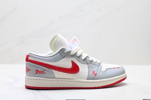Footwear 242239106