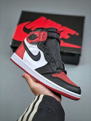 Footwear 242241134