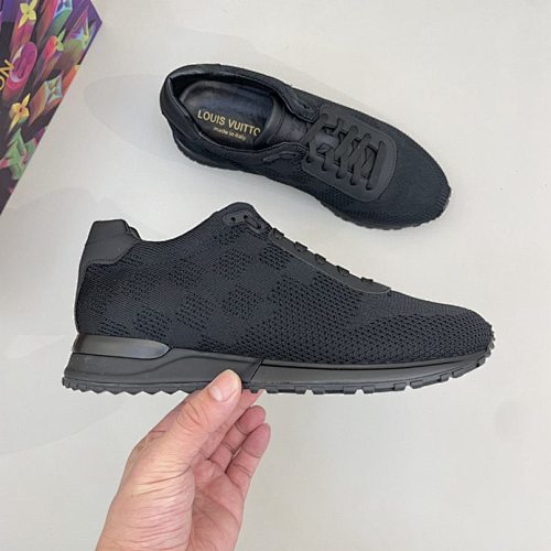 Louis Vuitton Trainer - 183358318