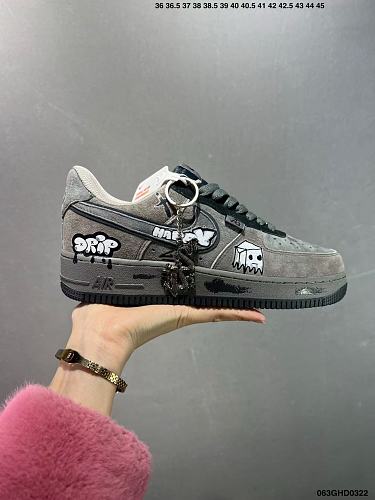 Footwear 241814987