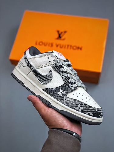 Footwear 241817061
