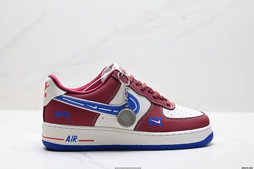 Footwear 241702417