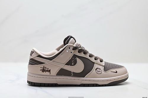 Footwear 241704029