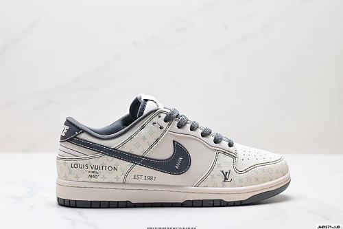 Footwear 241808059