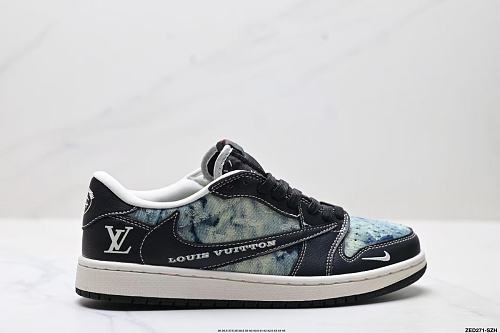 Footwear 242240393