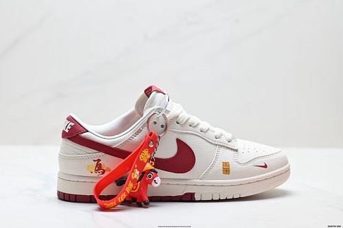 Footwear 241798438