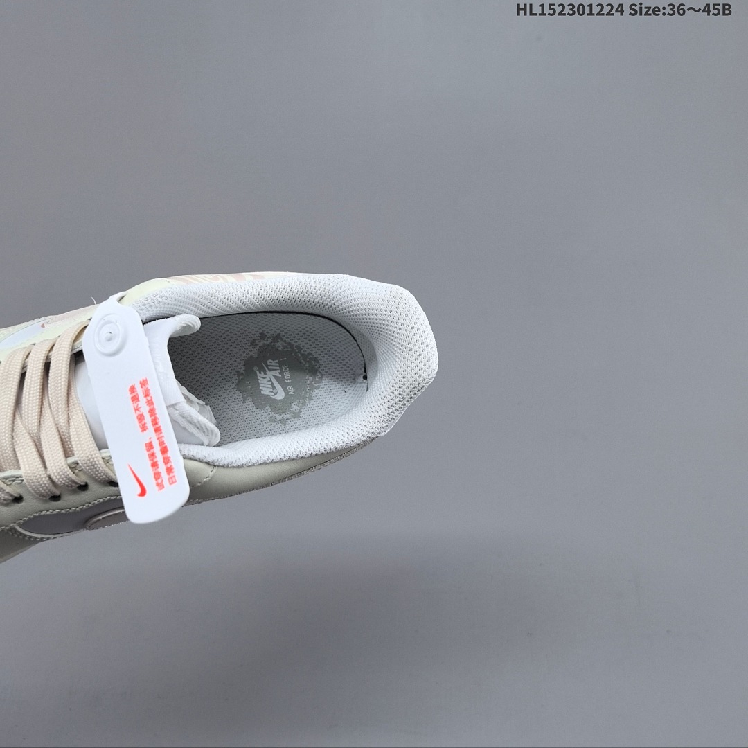 Footwear 244549209 photograph 3
