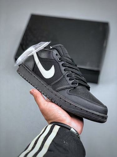 Footwear 242241230