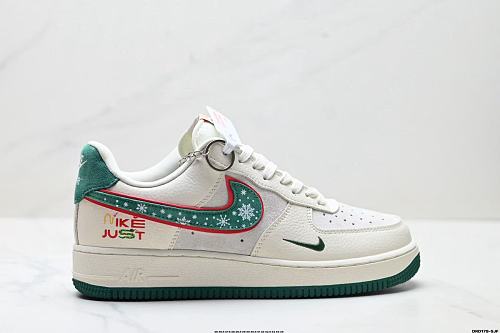 Footwear 241797585