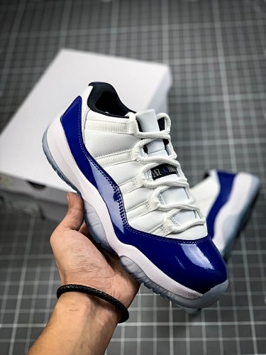 Air Jordan 11 - 184575320